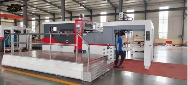 Automatic Flat Bed Die Cutting And Creasing Machine